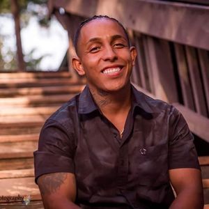 Meet your Posher, Diego